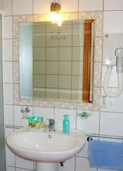 Maria Giovanna 4*
