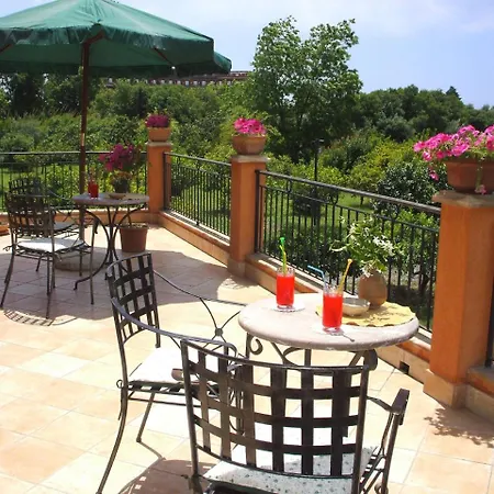 玛利亚乔万娜住宿加早餐旅馆